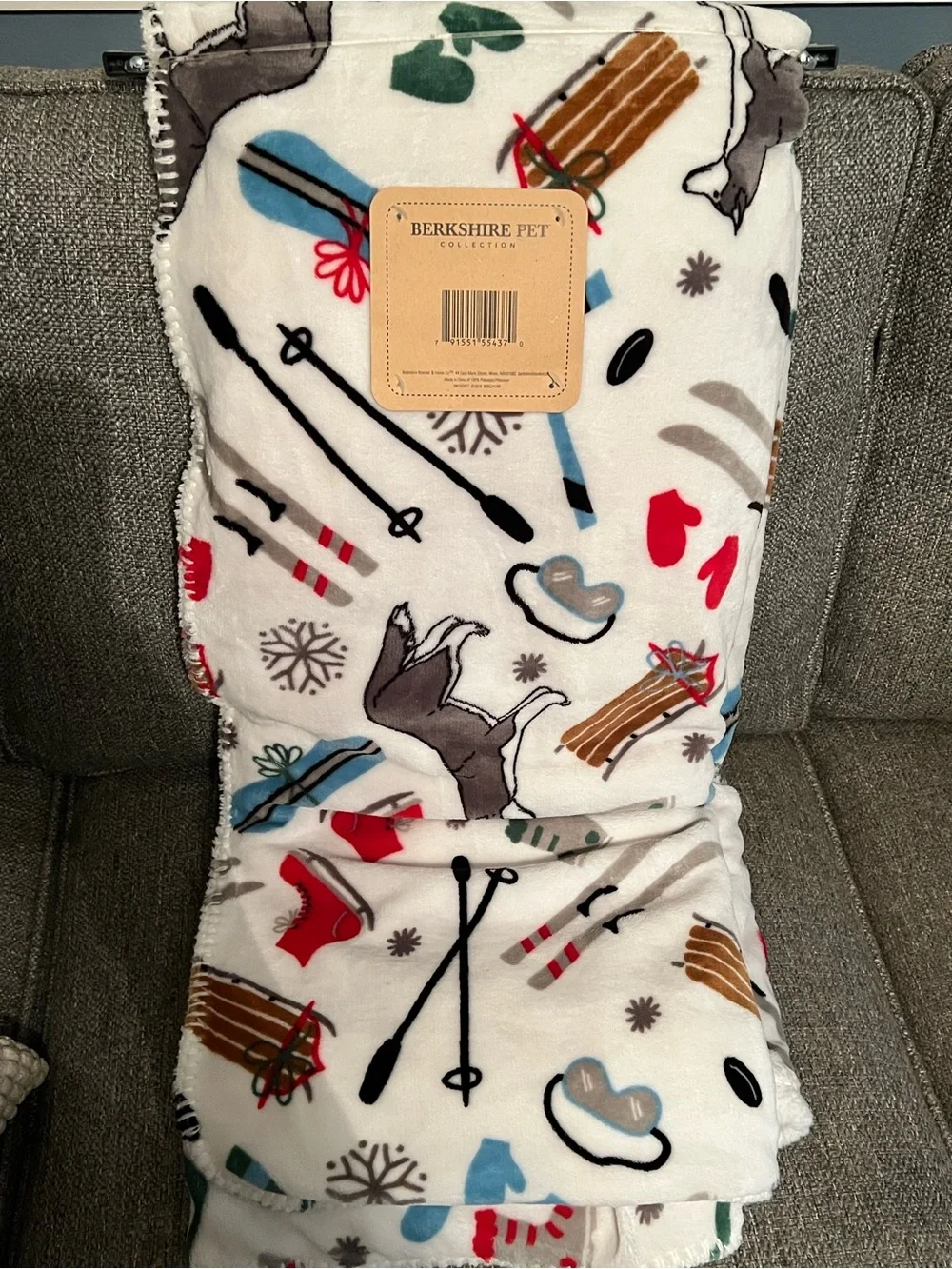 Berkshire Pet Cozy Winter Ski Print Throw - White Multi
